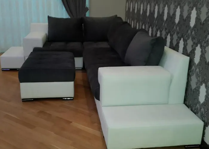 Deluxe Apartment In Baku